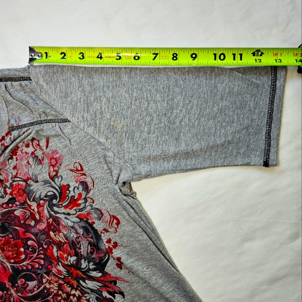 Unity World Wear V-Neck T-Shirt Top Elbow Sleeves sz M - Picture 8 of 8